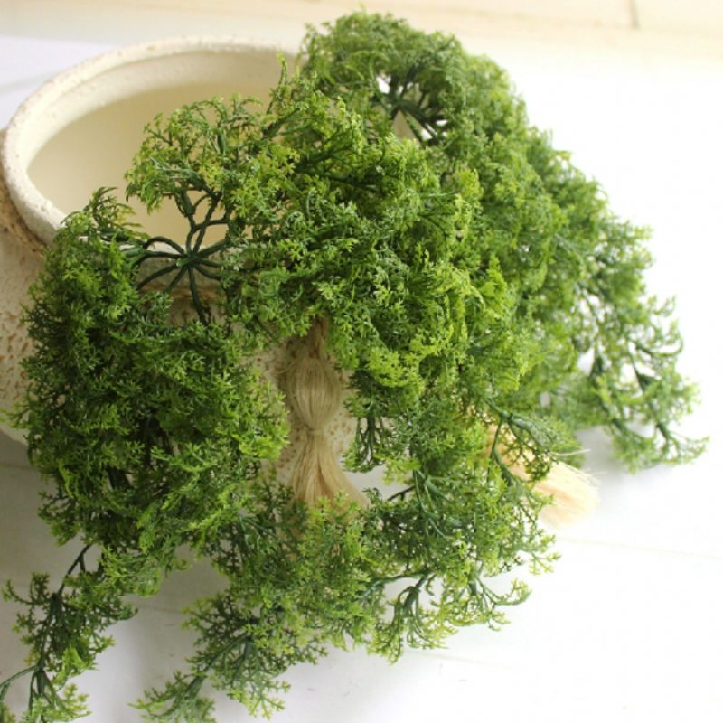 Sphagnum Moss Dry - 8 - 10 Branch Plastic Artificial